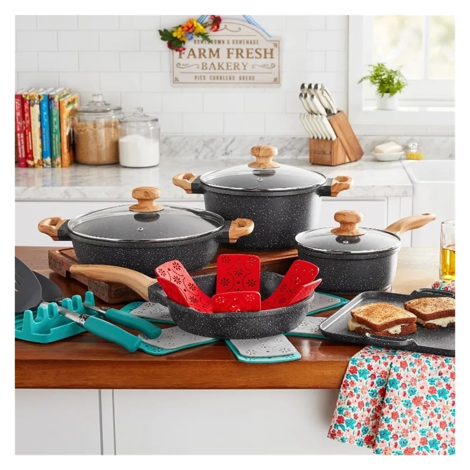 14-Piece Cast Aluminum Cookware Set